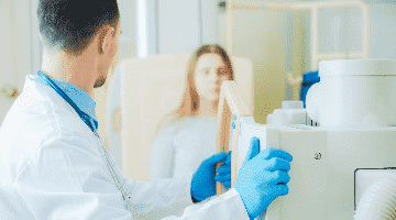 Radiologia: como é o curso e o que faz um profissional dessa área?