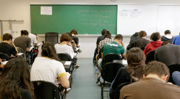 Fuvest 2024: saiba quais são os cursos mais concorridos