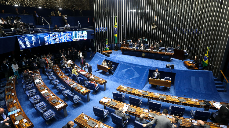 Salário de Políticos no Brasil: Desvendando os Valores dos Principais Cargos