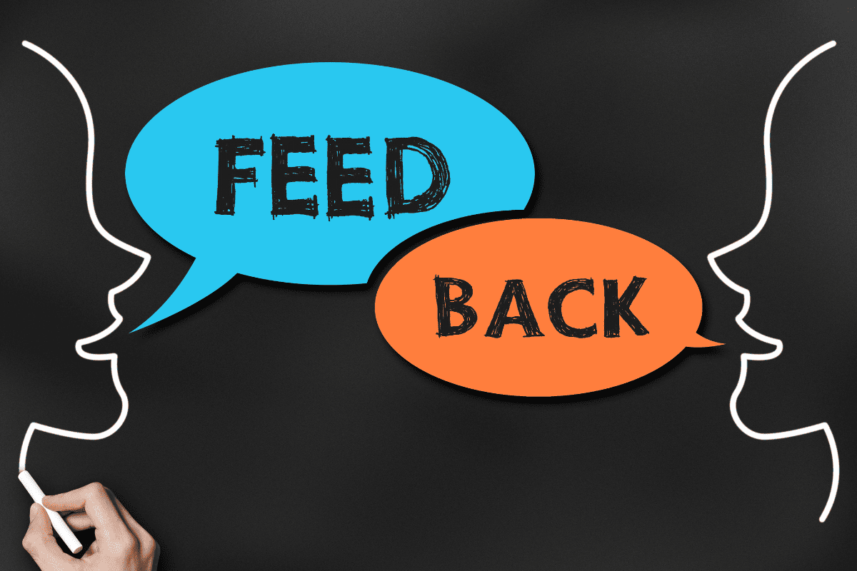Feedbacks no trabalho: o que são e como aplicá-los do jeito certo