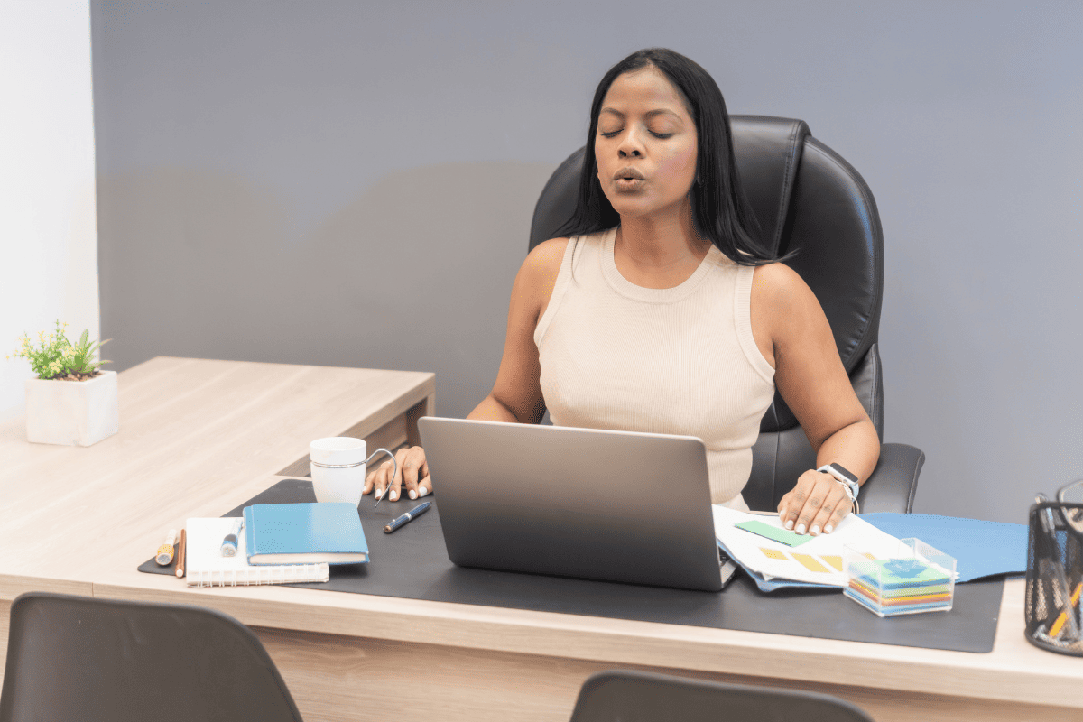 Mindfulness no trabalho: o que é e como aplicar no dia a dia