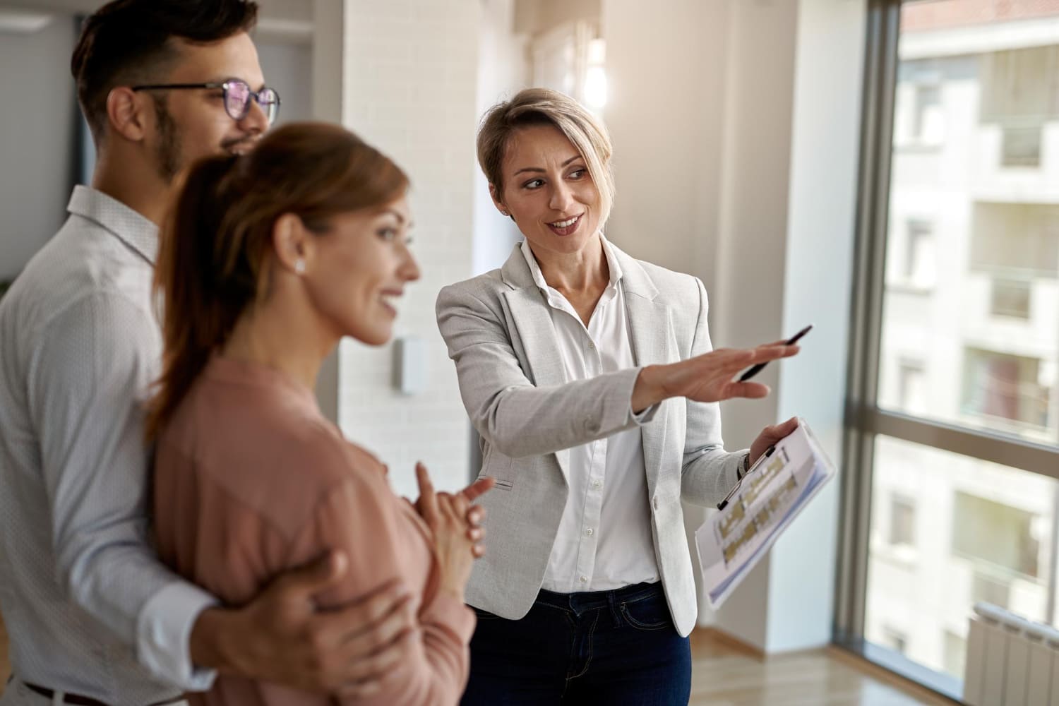 Qual curso fazer para ser corretor de imóveis? Confira!