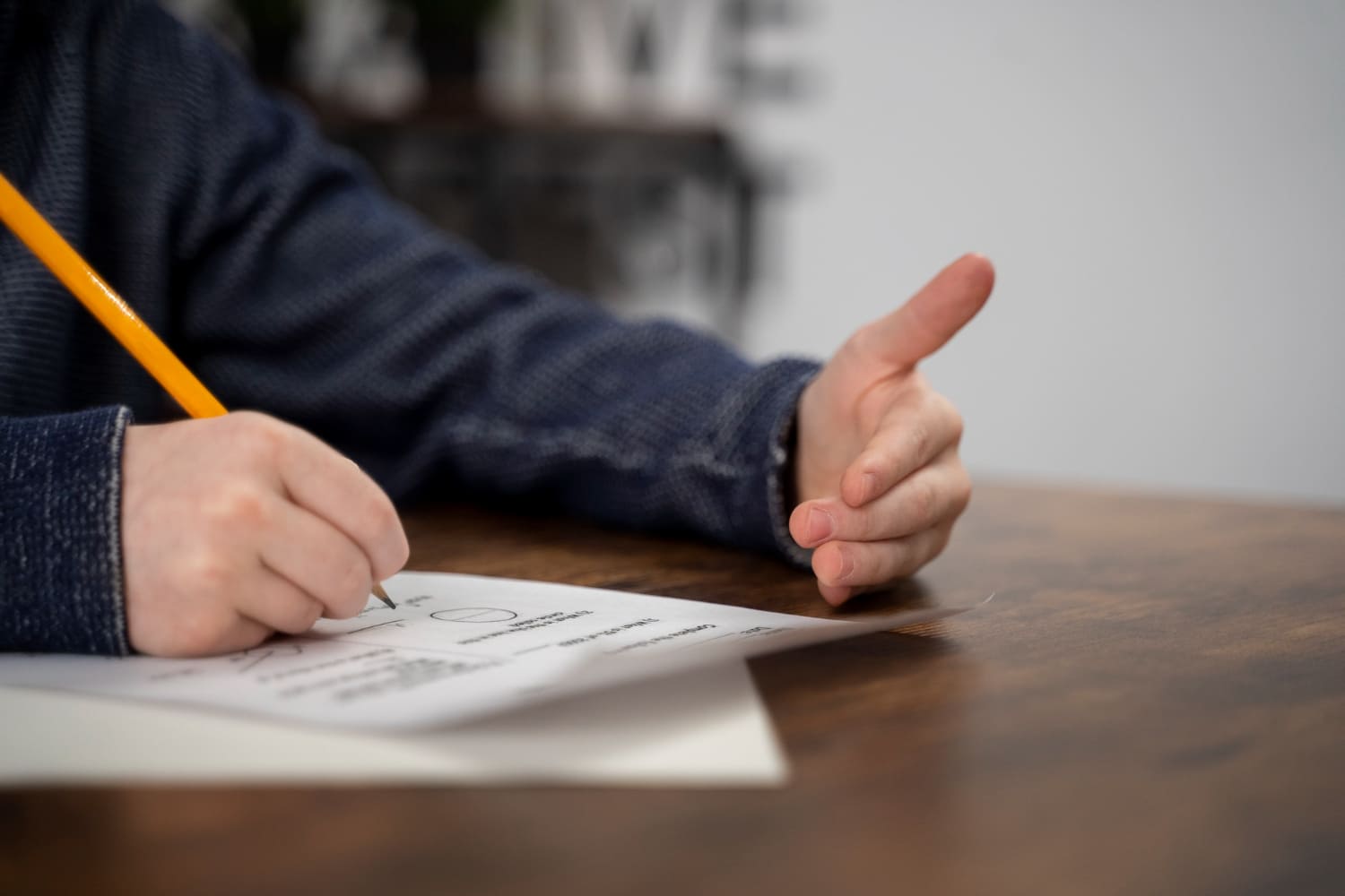 Quanto ganha um fiscal do ENEM? Entenda remuneração, funções e como se candidatar