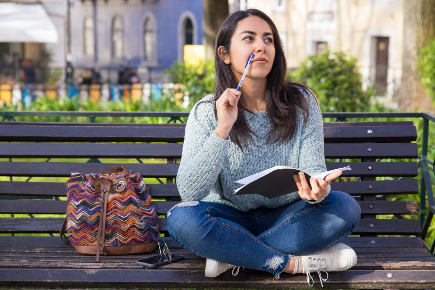 O que fazer depois do ensino médio: faculdade, técnico ou curso livre?
