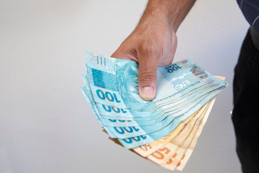 Quanto ganha um técnico em informática?