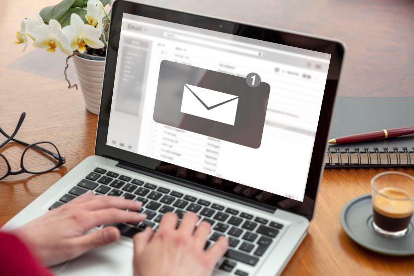 Email em espanhol: saiba como escrever e veja exemplos