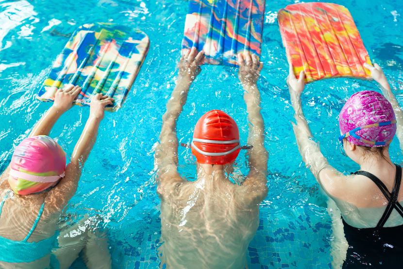 natação como opção de atividades extracurriculares para crianças