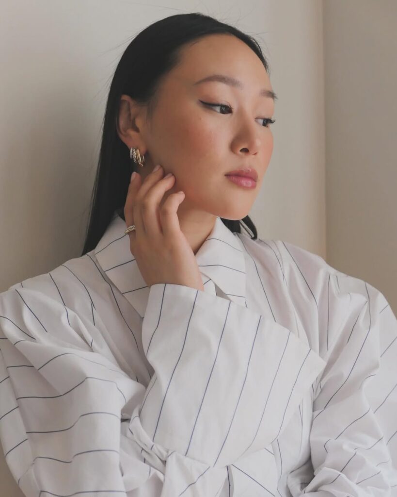 Yerin Ha (Sophie Baek)