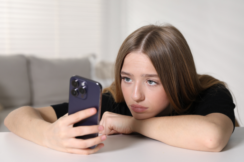 documentário anatomia do post revela impacto de redes socias em crianças e adolescentes