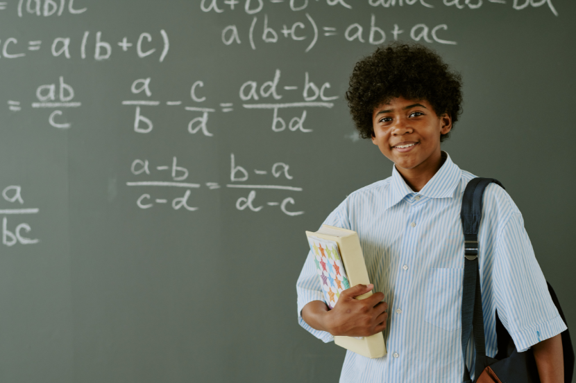 10 atividades para comemorar o Dia da Escola com as crianças