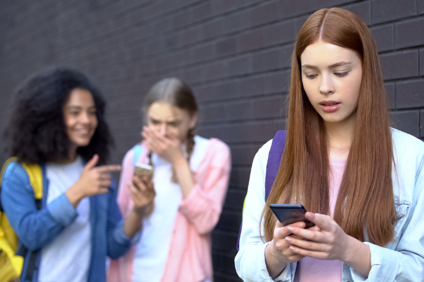 Cyberbullying na escola: como proteger crianças e adolescentes