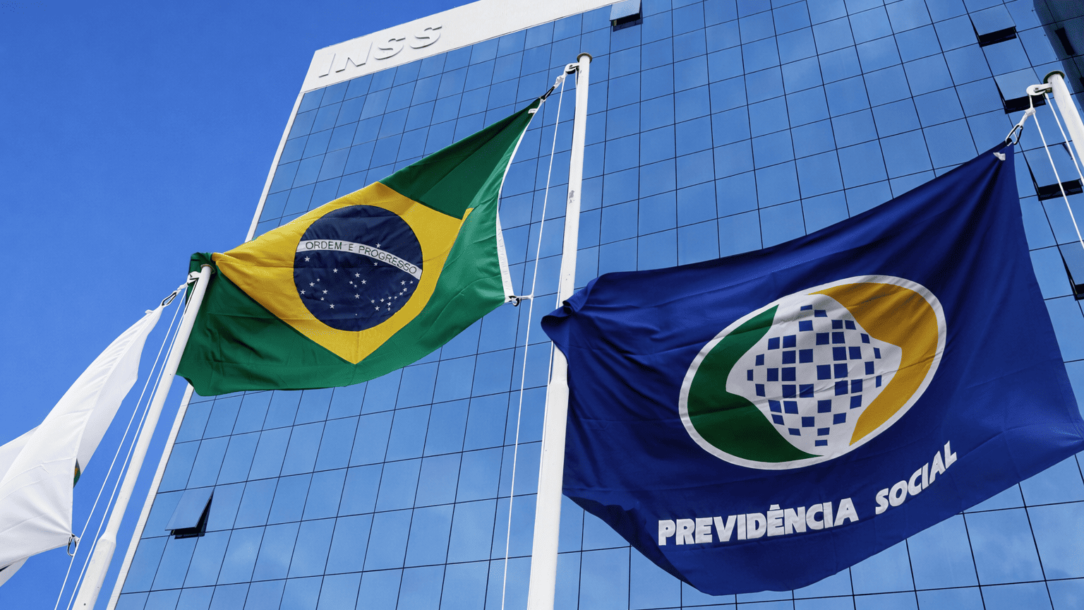 Concurso INSS: pedido de 8.500 vagas avança; salários chegam a R$ 16 mil