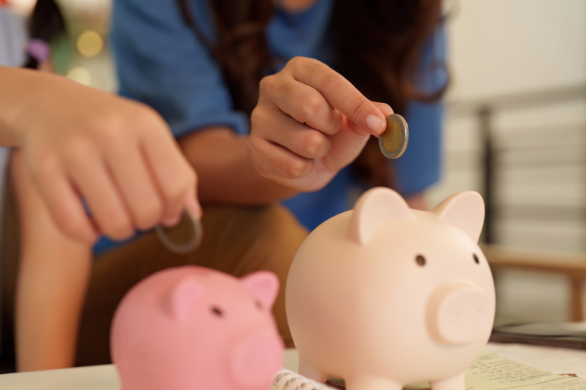 ensinar sobre educação financeira com o investimento pé-de-meia