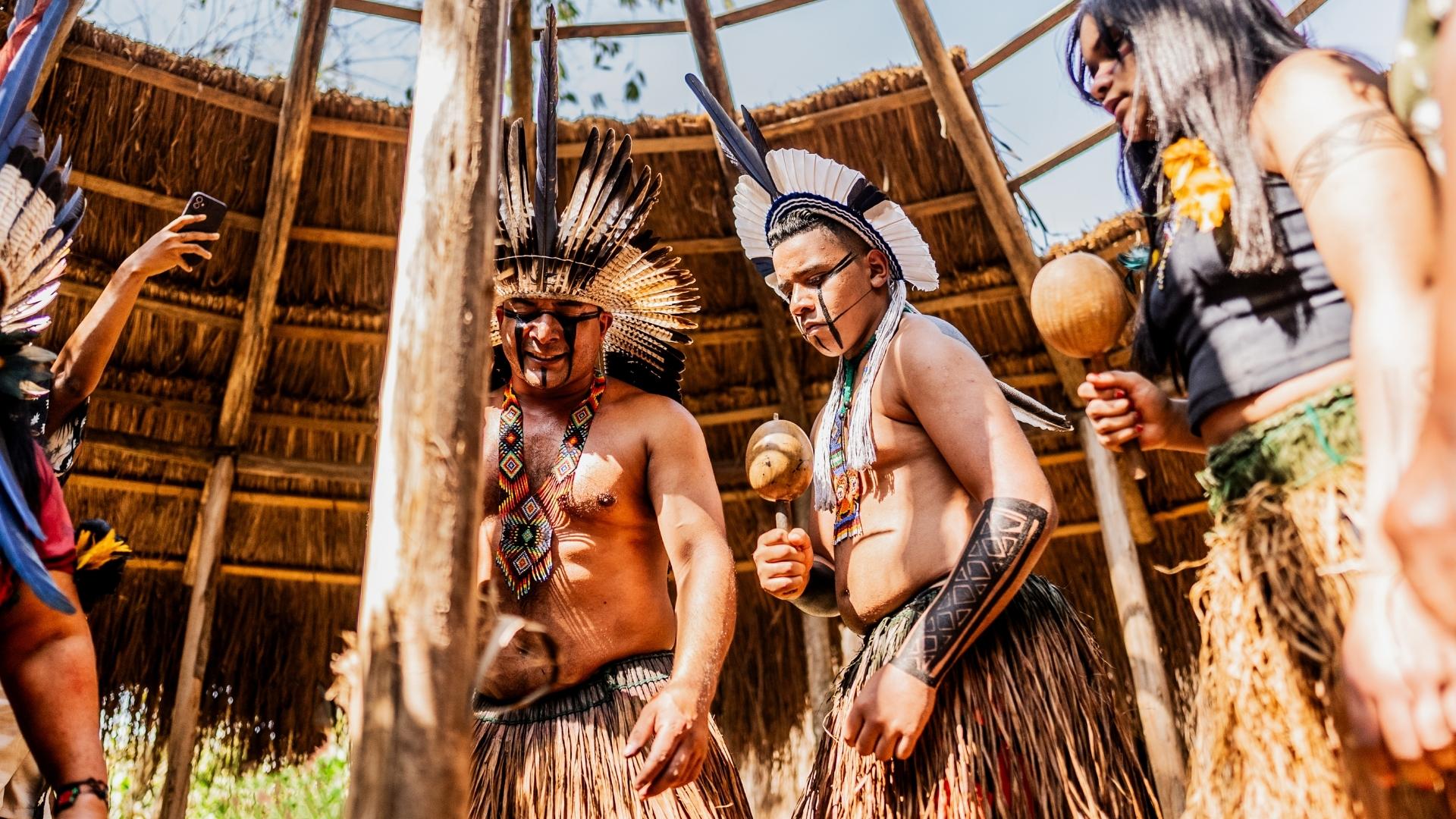 10 atividades para o Dia dos Povos Indígenas na escola