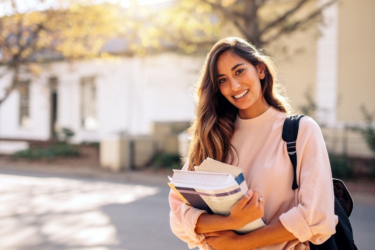 Inscrições para vagas remanescentes do Fies 2026.1 estão abertas; veja como participar