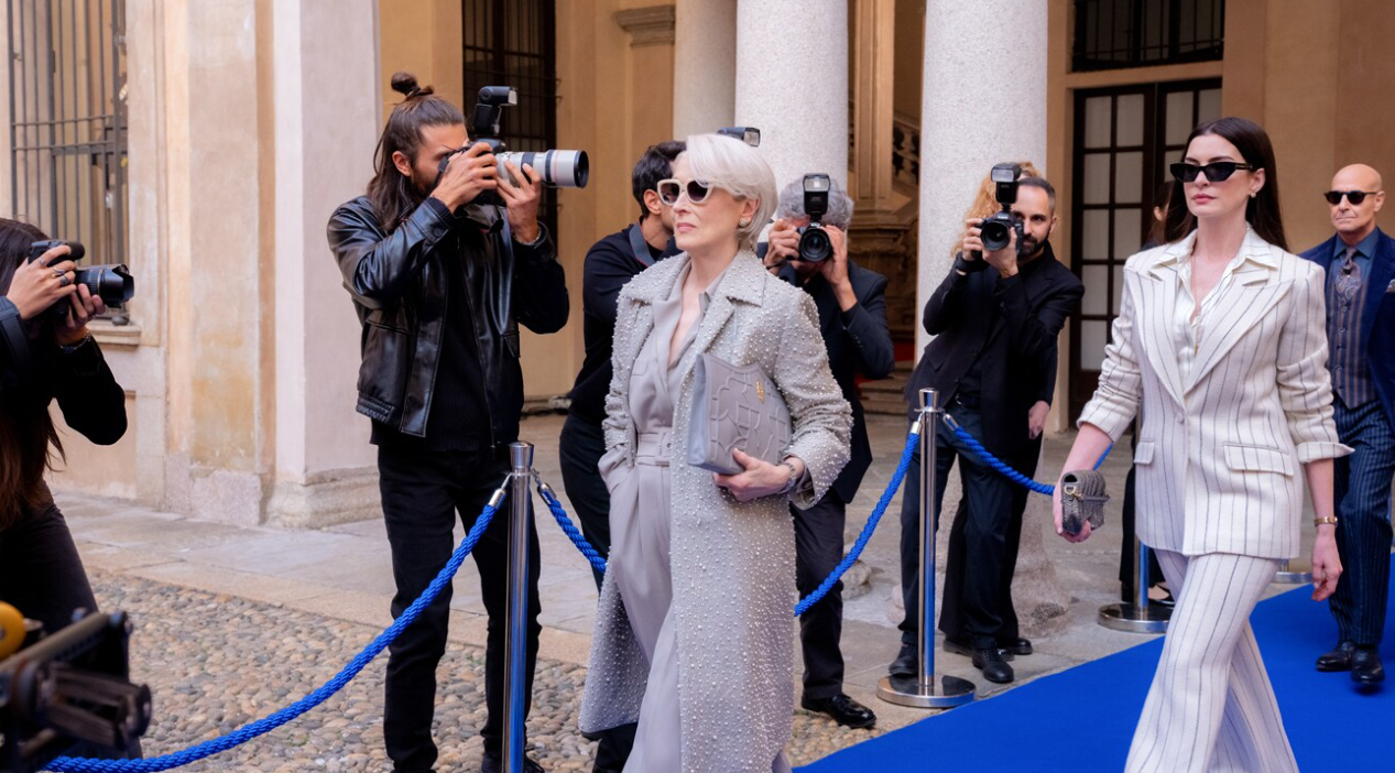 Profissões por trás de O Diabo Veste Prada 2: o que estudar para trabalhar com moda, jornalismo e luxo