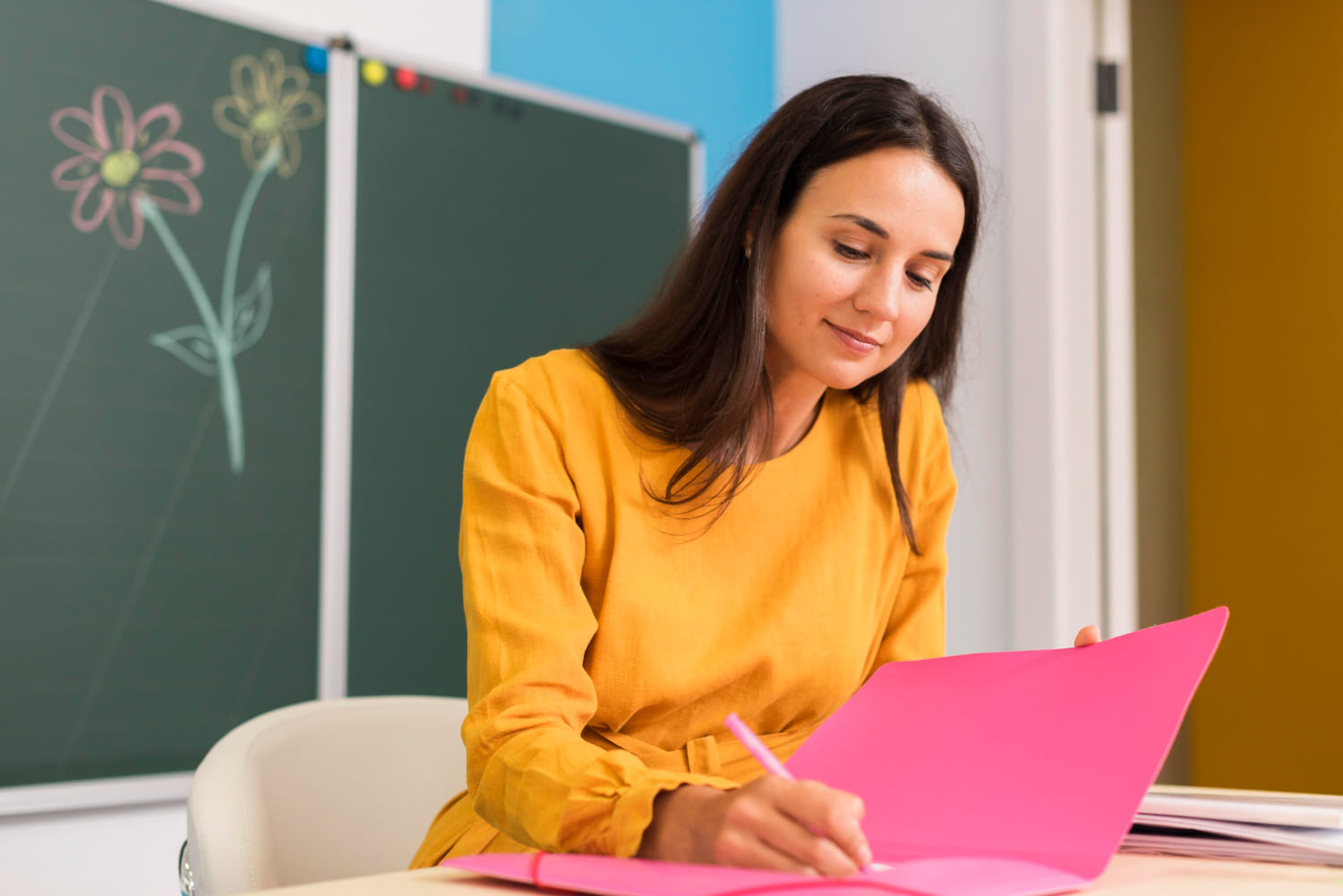 Dia do Pedagogo: qual a diferença entre professor e pedagogo