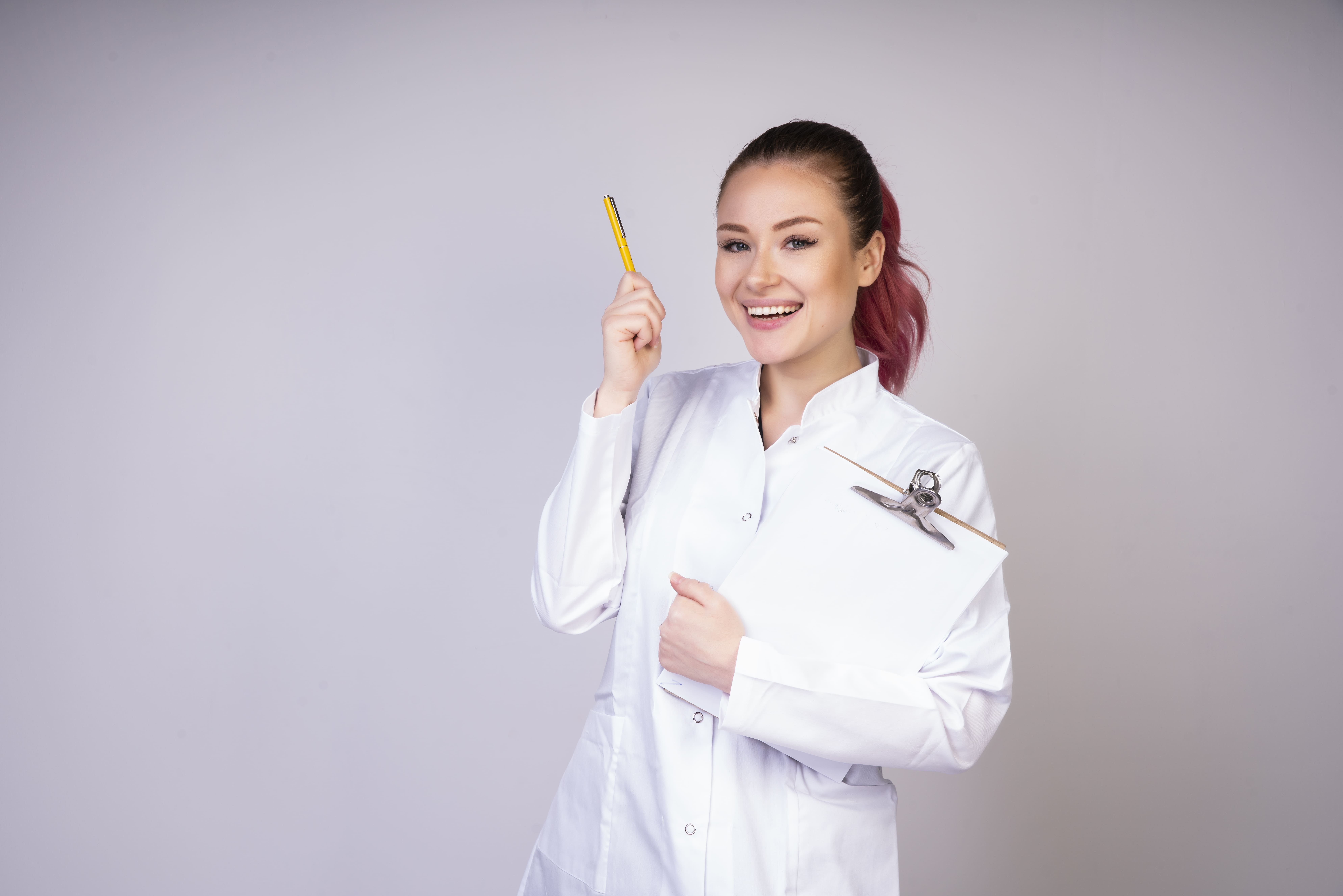 Como conseguir bolsa para faculdade de Estética?