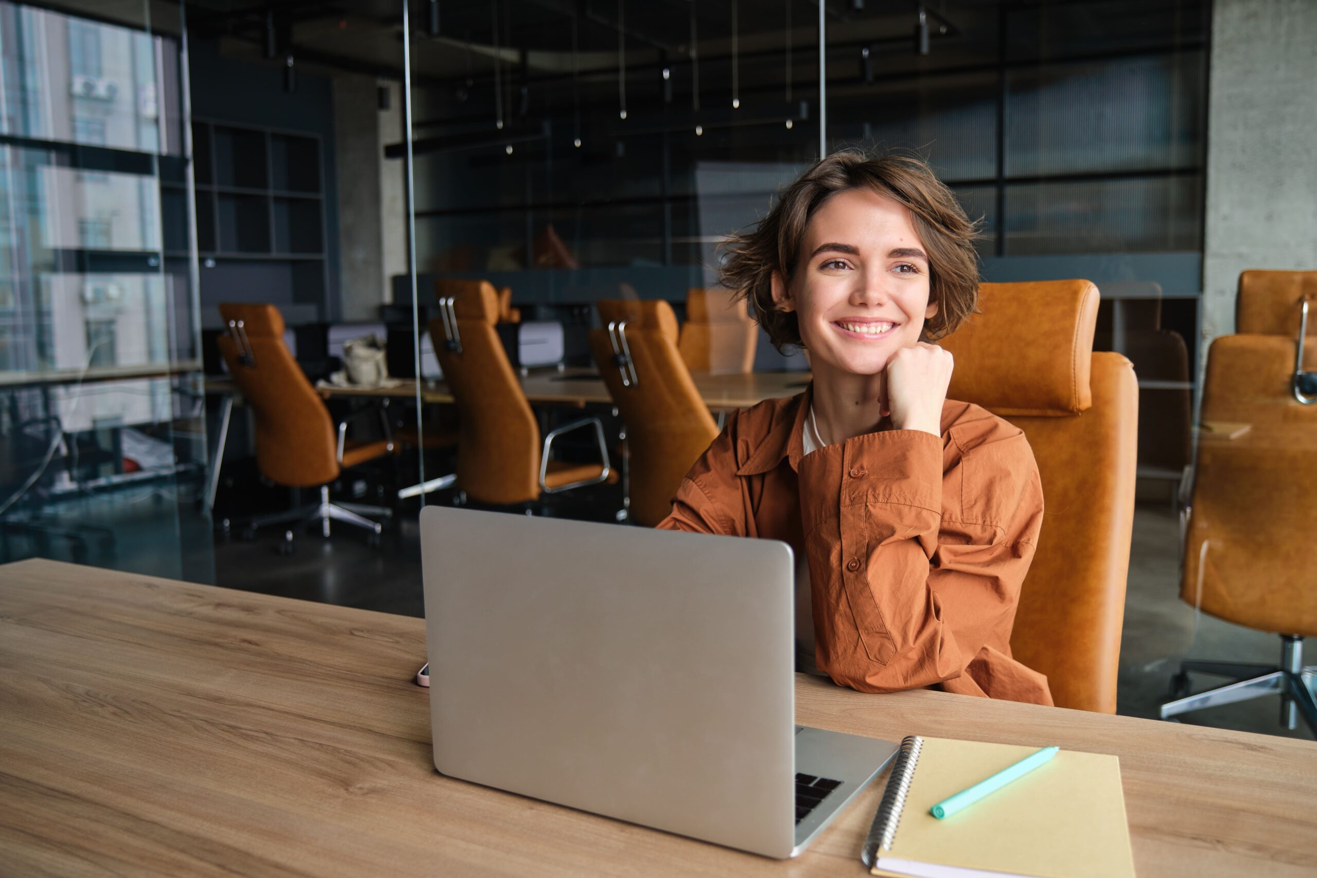 Técnico em Administração ou Logística: qual escolher?