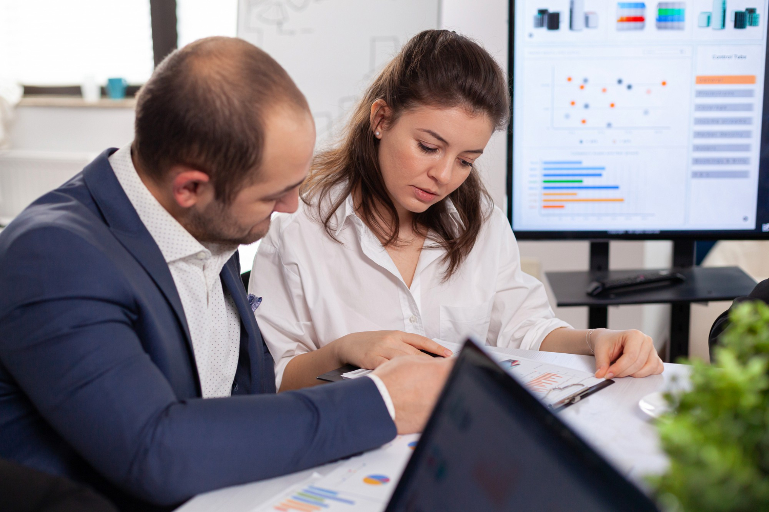 Contabilidade consultiva: como sair da rotina operacional e atuar como consultor