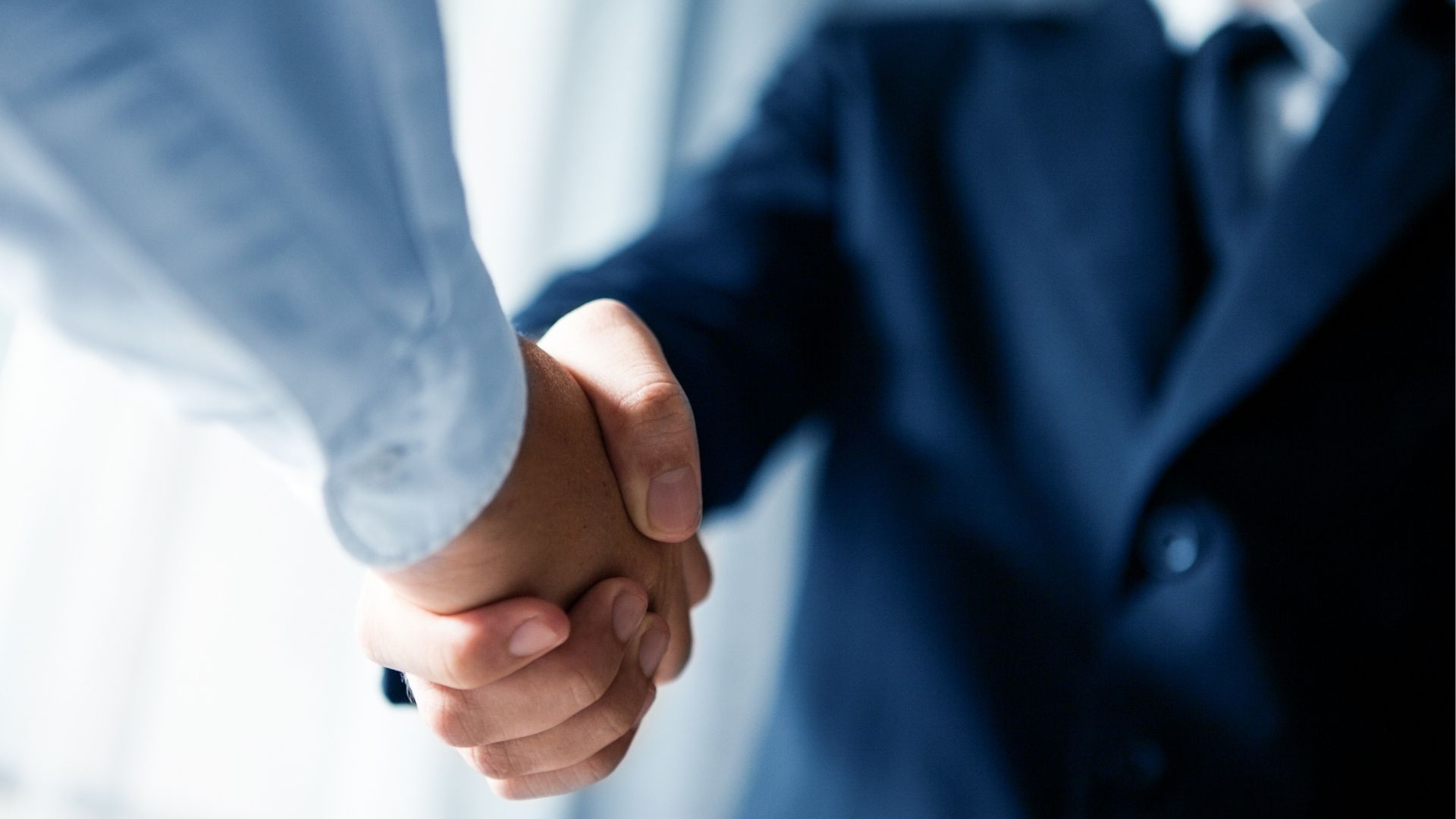 Quem tem curso técnico pode virar gerente?