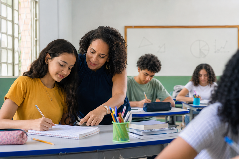 Aprendizagem na educação básica avança, mas Matemática ainda preocupa