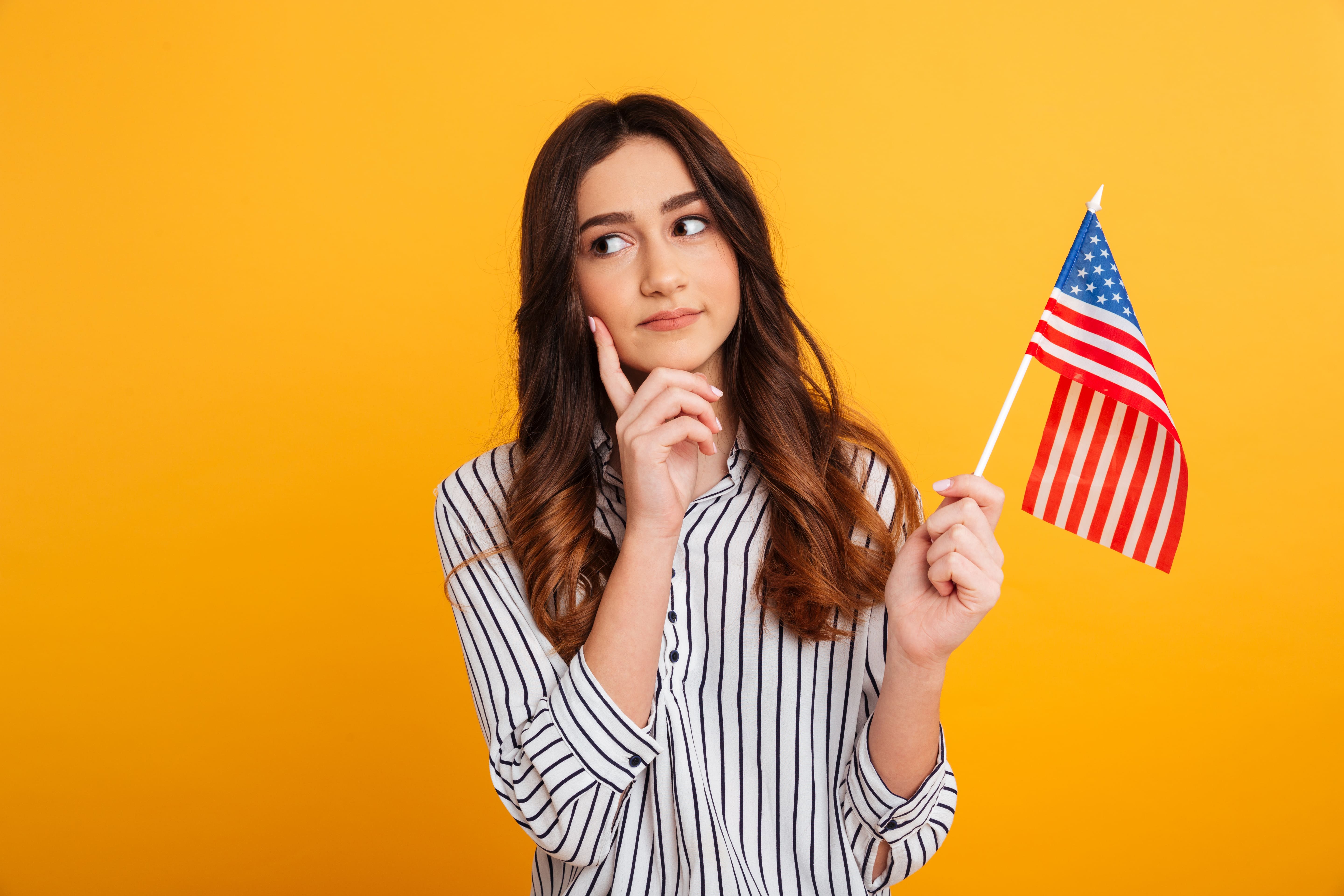 Nunca é tarde para aprender inglês? Veja 4 mitos e verdades sobre o bilinguismo