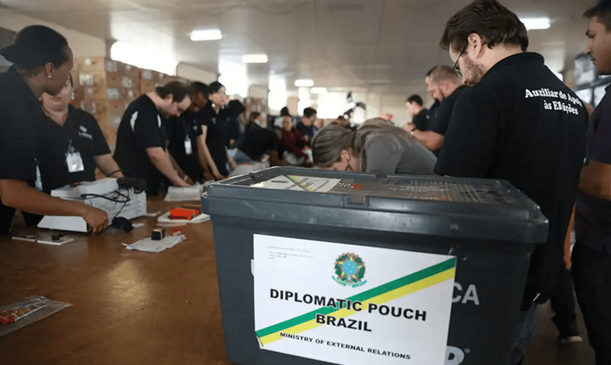 Quais profissões trabalham nas eleições? Confira!