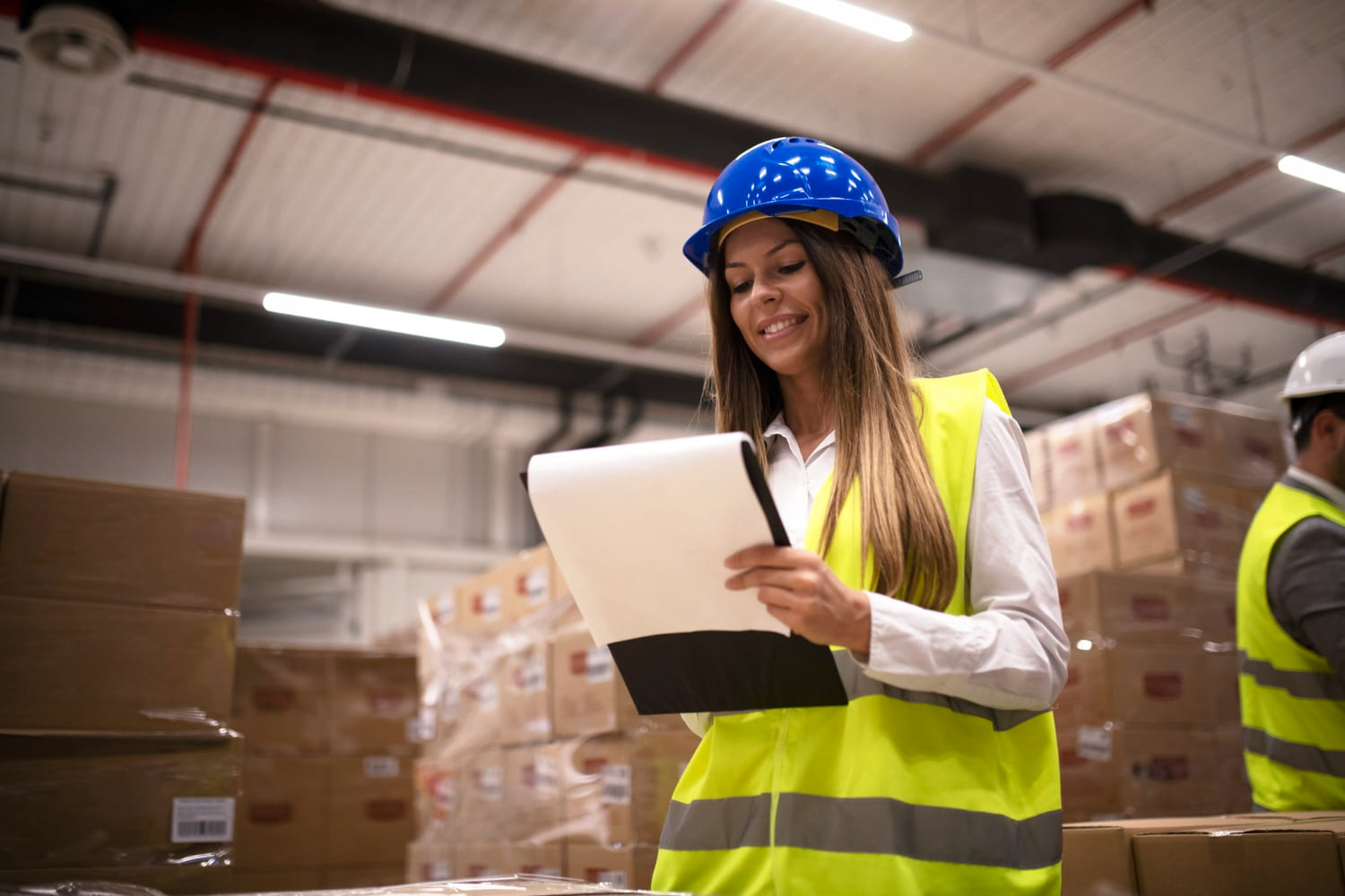 Como ser despachante aduaneiro? Formação, requisitos e relação com Comércio Exterior