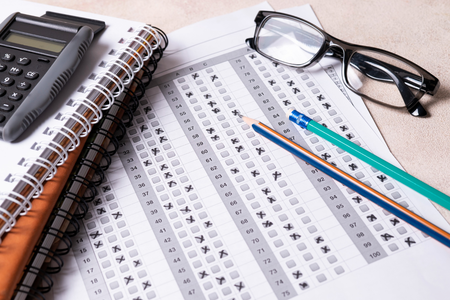 Quem faz curso técnico pode ter questões específicas no Enem? Entenda
