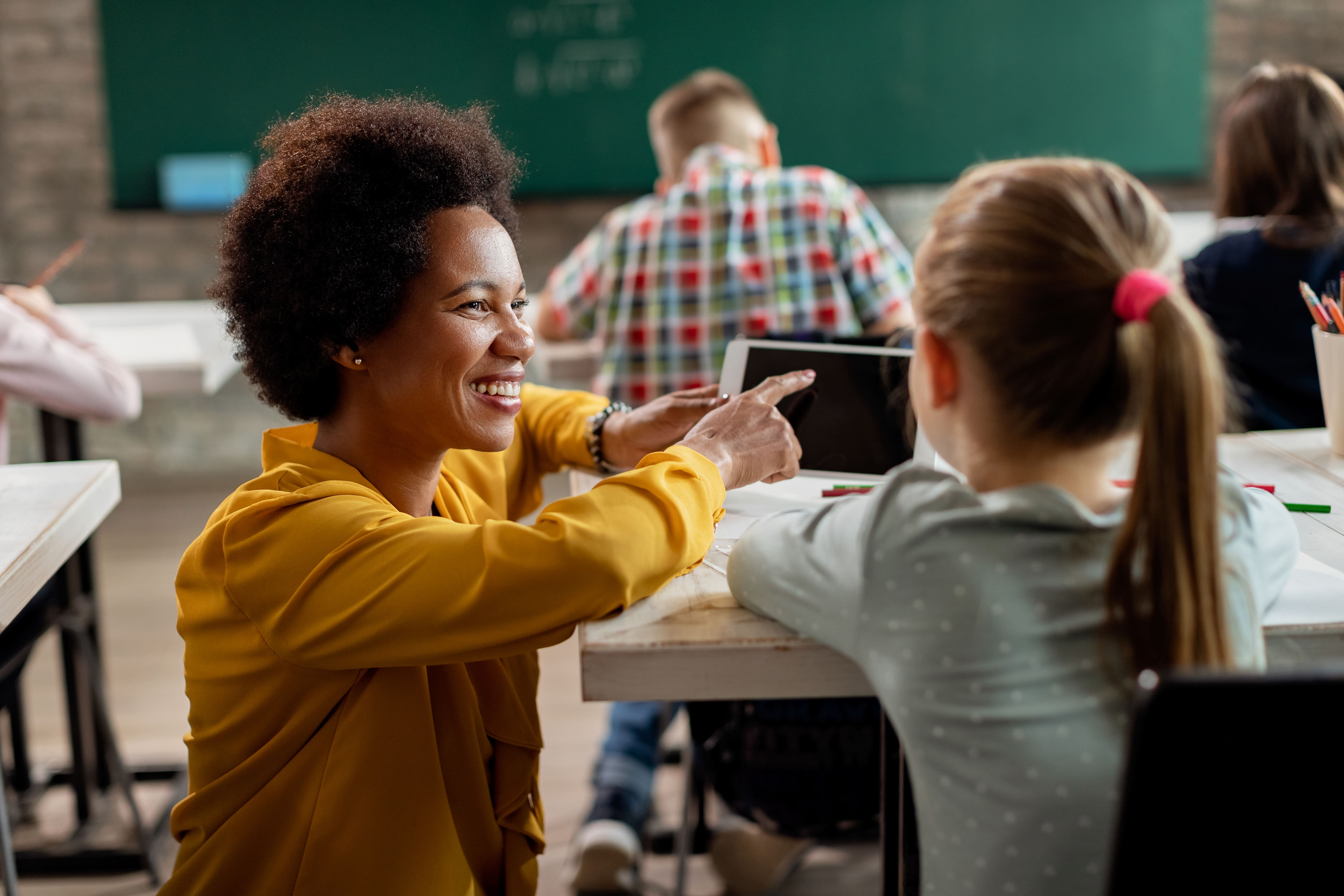 Dia do Professor: qual a melhor pós-graduação para professores?