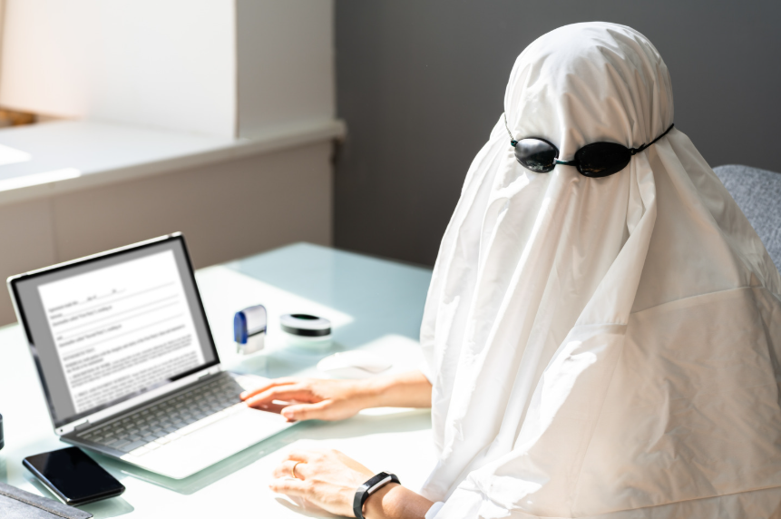 O que faz um ghostwriter? Entenda a profissão mostrada em Verity