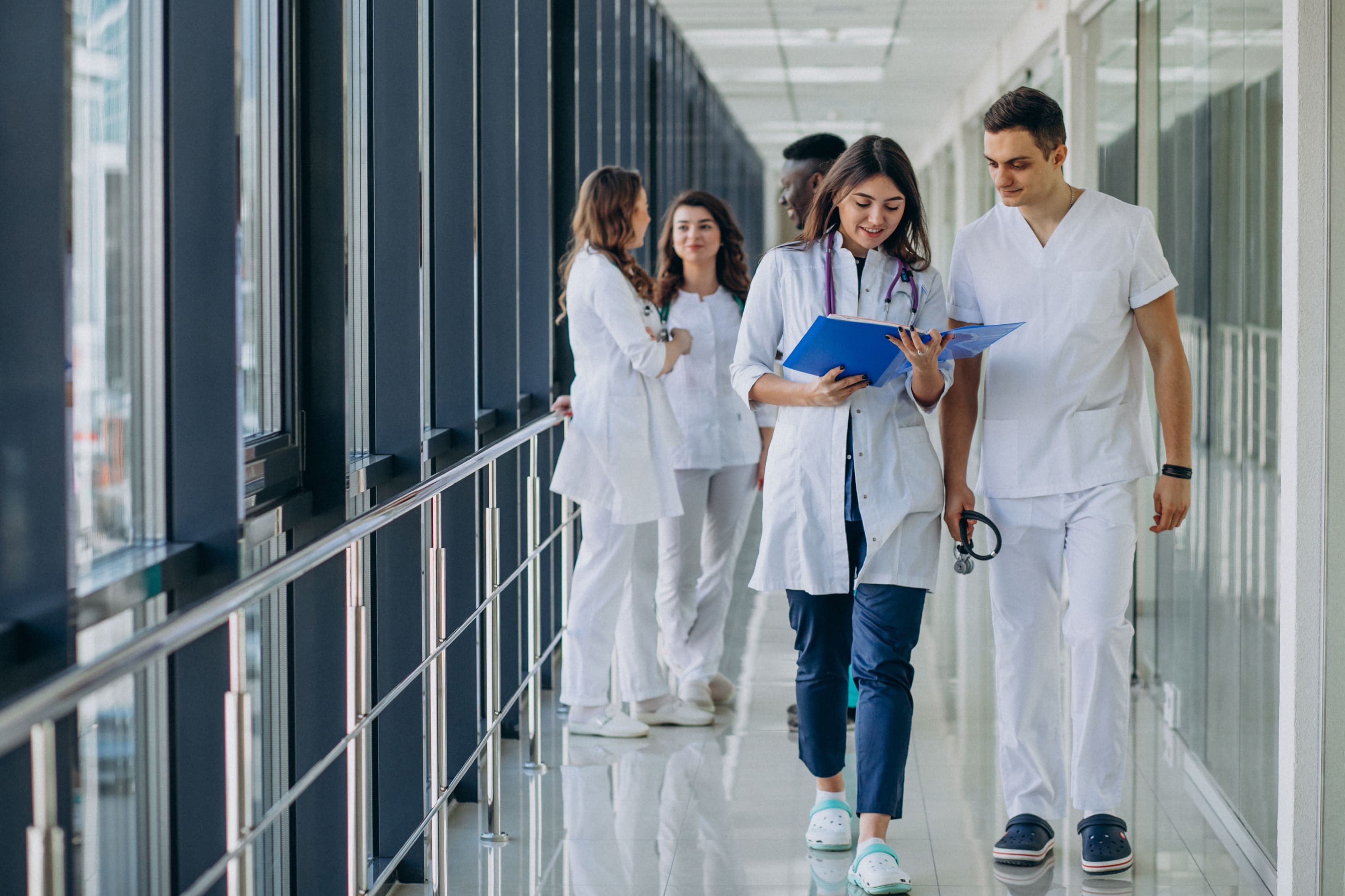 Qual pós fazer para trabalhar em hospital? Veja opções por área de formação